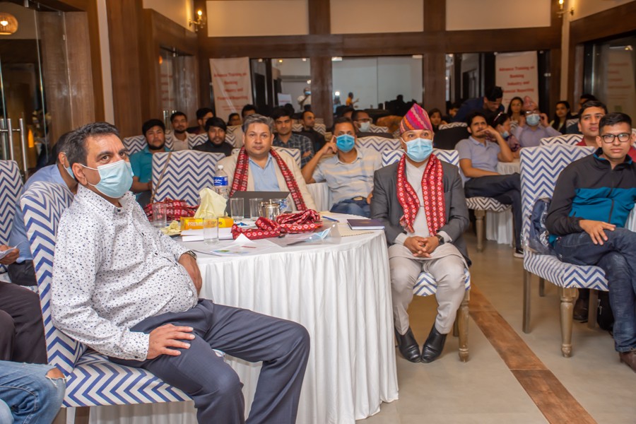 एडभान्स ट्रेनिङ अन बैंकिङ इन्डष्ट्रिज एण्ड फाइनान्सियल रिपोर्टिङ 