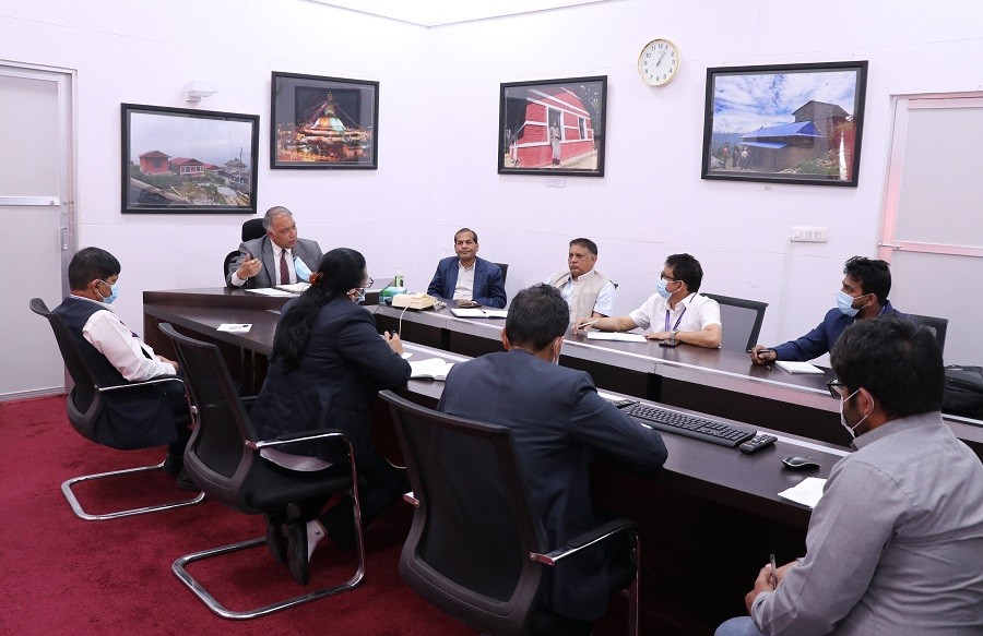 पुनर्निर्माणमा खटिएका प्राविधिकका मागबारे समझदारी