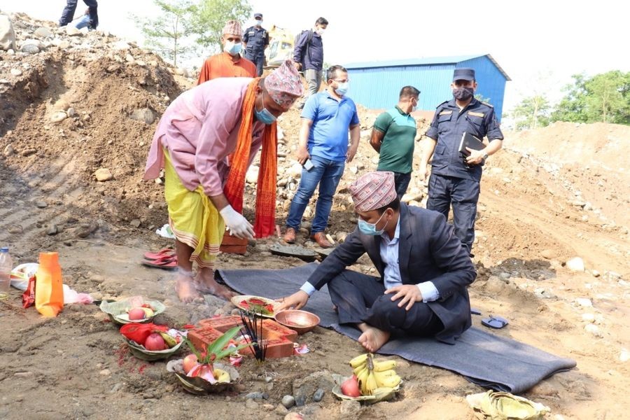 पाँच करोडको लागतमा वडा प्रहरी कार्यालयको भवन निर्माण शुरु