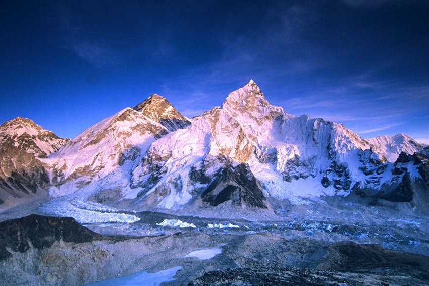 वसन्तयामसँगै एकै दिन १५० आरोहीले गरे सगरमाथाको आरोहण