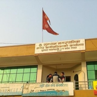 कोरोना नियन्त्रणमा सुनवल मोडेल : घरघरमै उपचार, पीसीआर गर्न निःशुल्क एम्बुलेन्स