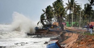 भारतमा यास चक्रवातका कारण दुईको मृत्यु, हजारौ घरमा क्षति