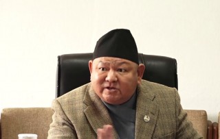 ओली समूहका किसान श्रेष्ठ र प्रेम आलेद्वारा देउवालाई विश्वासको मत