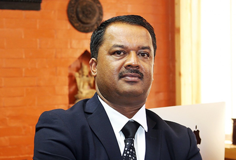 प्रचण्डका घरबेटीको दुईवटा ठेक्का तोड्न सडक विभागको दुई हप्ते सूचना