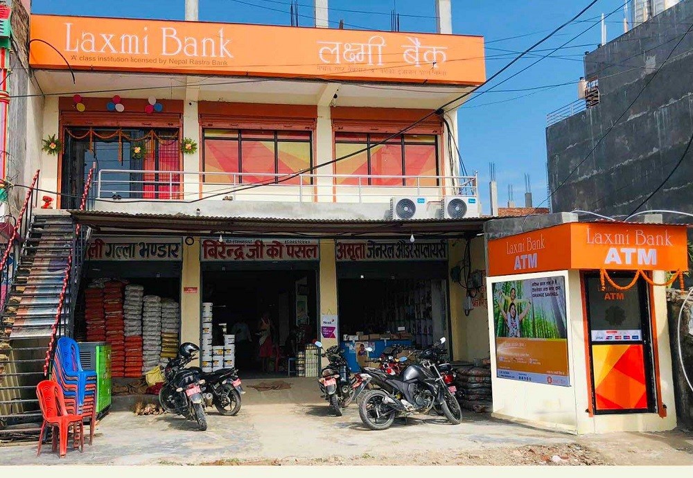 लक्ष्मी बैंकको १३१ औं शाखा धनुषाको महेन्द्रनगरको क्षिरेश्वरनाथमा 