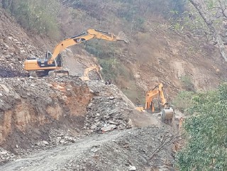९ निर्माण कम्पनीलाई ठेक्का तोड्ने चेतावनी, ७ दिनभित्र स्पष्टिकरण बुझाउन निर्देशन