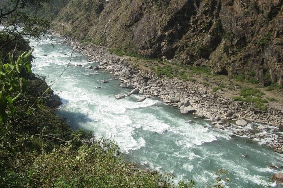 भोटेकोशी, त्रिशूली र कर्णाली नदी सफा गरिने