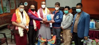 पत्रकार मञ्चलाई बोधिसत्व द्वारा ‘फूड अफ लभ’ प्रदान 
