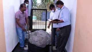 श्रीलंकामा भेटियो संसारकै ठुलो नीलमणि