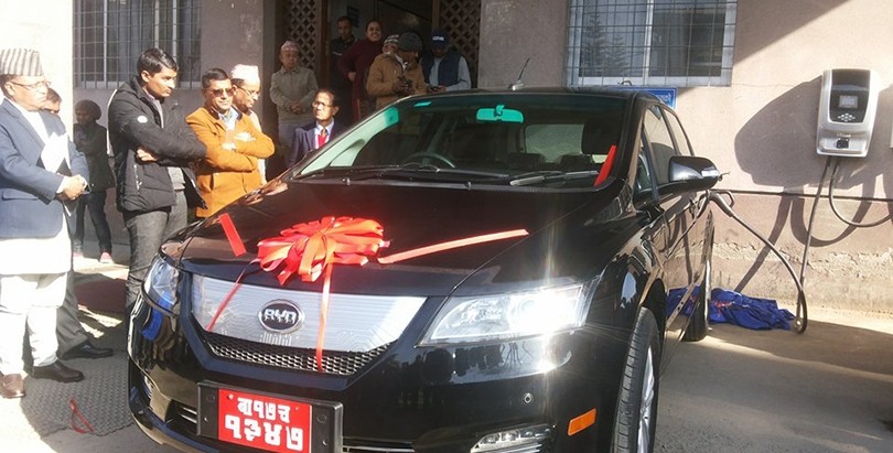 रवीन्द्र अधिकारीको याद दिलाउने योजना आयोगको त्यो इभी