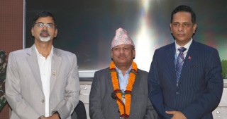 राजश्व सचिव पुडासैनीले पाए अवकाश, ३३ वर्षे सेवा, २५ वर्षसम्म अर्थ मन्त्रालयमा