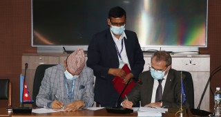 खोप खरिदका लागि एडीबीले नेपाललाई दियो साढे १९ अर्ब