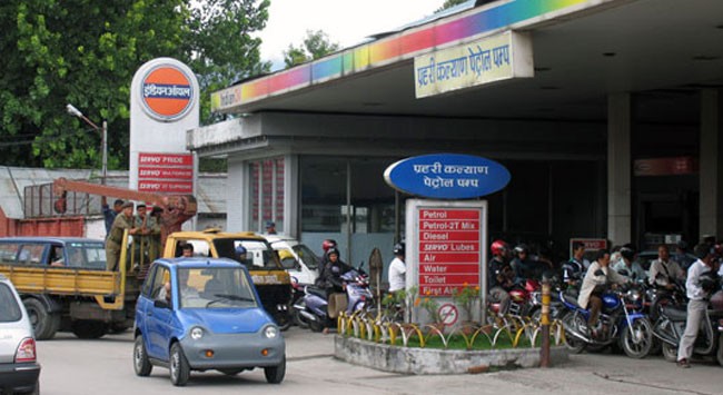 पम्पमा पेट्रोल चोरेरै १ करोड कमाइ, अख्तियारको फन्दामा सई