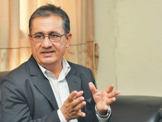 मुख्यमन्त्री आचार्यको विश्वासको प्रस्तावमा आज मतदान, कति आउला मत ?
