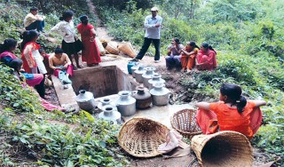 विकासका नाममा सङ्कट चुलिँदै, खानेपानीका मुहान सुक्न थाले 