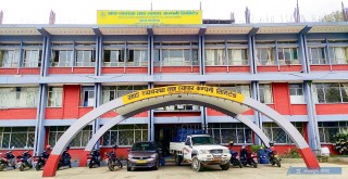 खाद्य कम्पनीले गर्यो साढे ३८ लाखको चामल बिक्री