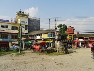 चाडबाड आयो,  गाउँघर समङ्क्रणको जोखिममा