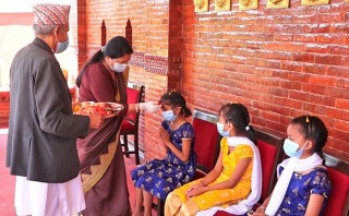 राष्ट्रपति भण्डारीद्वारा नवकन्याको पूजा