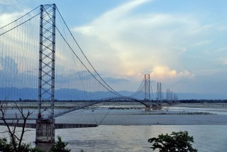 सुदूरपश्चिममा बाढीको बितन्डा : महाकाली नदीमा कटान सुरु