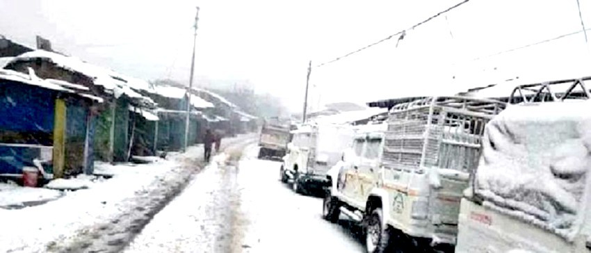 तीन दिनदेखि अवरुद्ध पहलमानसिंह स्वाँर राजमार्ग पुन सञ्चालनमा 