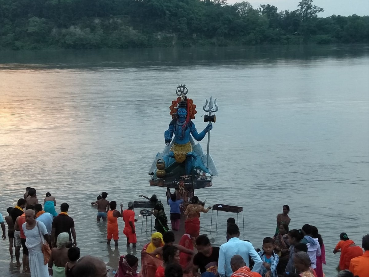 त्रिवेणीधाममा पर्यटकको आगमनमा वृद्धि