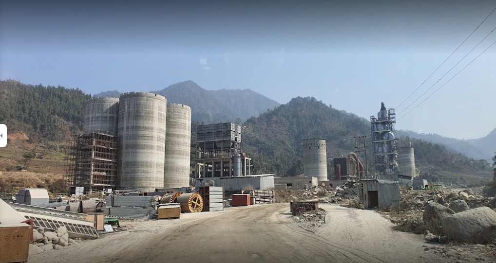 बिजुली पाएसँगै परीक्षण उत्पादनको तयारीमा हुवासिन सिमेन्ट, ३ हजार मेट्रिकटन उत्पादन क्षमता