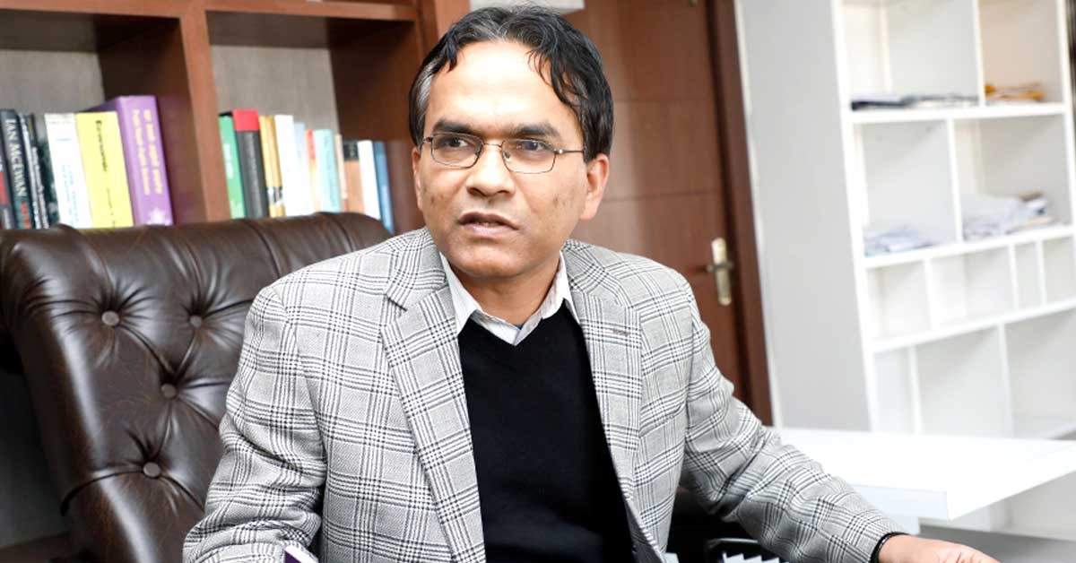 विश्व पाैडेलको प्रश्न - शेयर बजारमा ४-१२ नीति आएपछि साना लगानीकर्ताले कति ऋण पाए ?