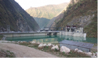 मुख्यमन्त्री पोख्रेलद्वारा तनहुँ जलविद्युत् आयोजना निरीक्षण