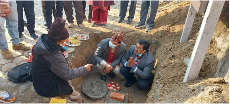 चावहिल र मित्रपार्कमा आकाशे पुलको शिलान्यास
