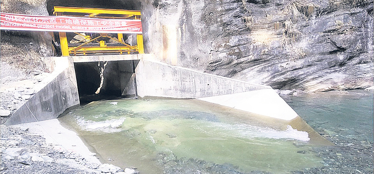 मेलम्ची खानेपानी आयोजनामा गेग्य्रान हटाउन सुरु