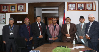 धितोपत्र बोर्डका अध्यक्ष हमालले लिए शपथ