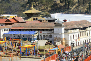 शिवरात्रीका लागि पशुपतिनाथमा साधुसन्त (फोटोफिचर)