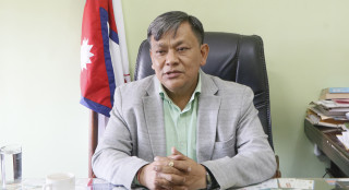 उपलब्धि ध्वस्त पार्ने षड्यन्त्र देखेपछि निकोलसलाई नेतृत्व छाड्न सकिएन