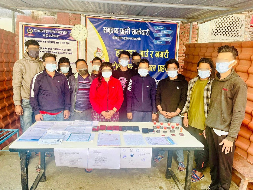 सरकारी छाप कीर्ते गर्ने १२ जना पक्राउ, परीक्षा बोर्डदेखि कन्सुलरसम्मको नक्कली छाप