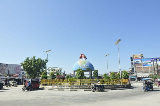 ओलीको गृहनगरको मेयरमा महागठबन्धन पछाडि, उपमेयरमा एमाले कमजोर