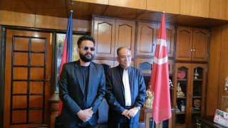काठमाडौंको मेयर बालेन शाह र प्रचण्डबीच भेटवार्ता 