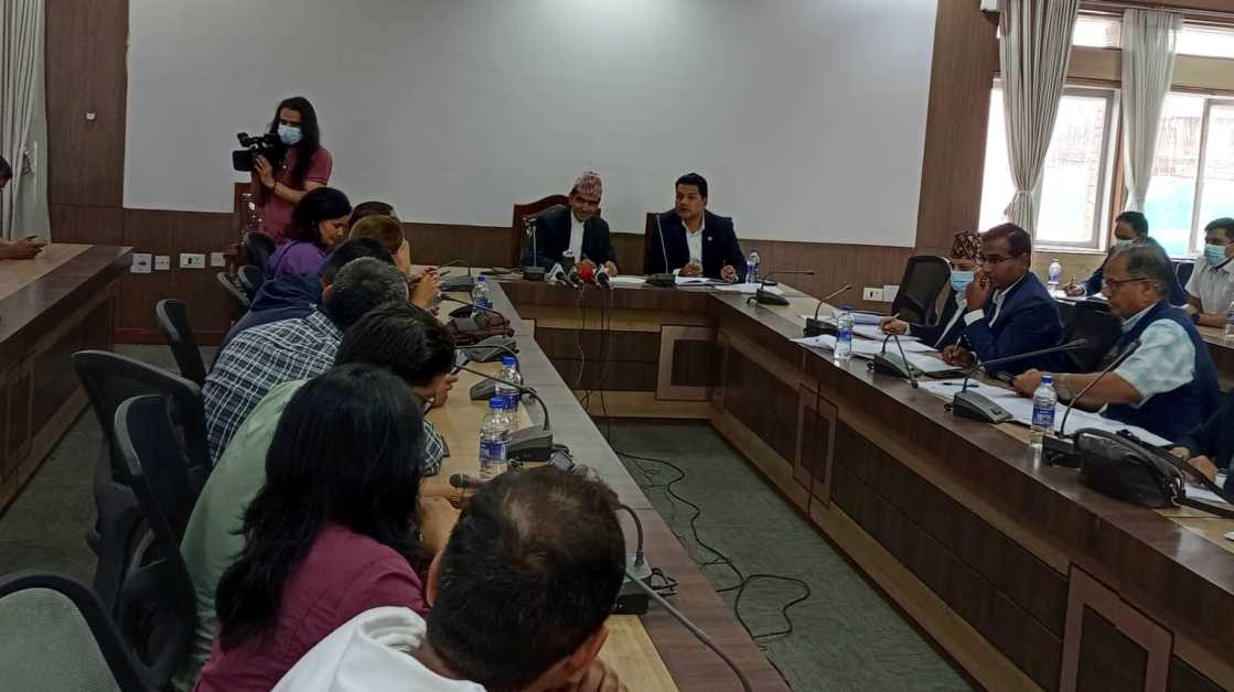 अब सिलिन्डर मात्रै होइन, बास्ना पनि दुइखाले ल्याउँछौं : आयल निगम