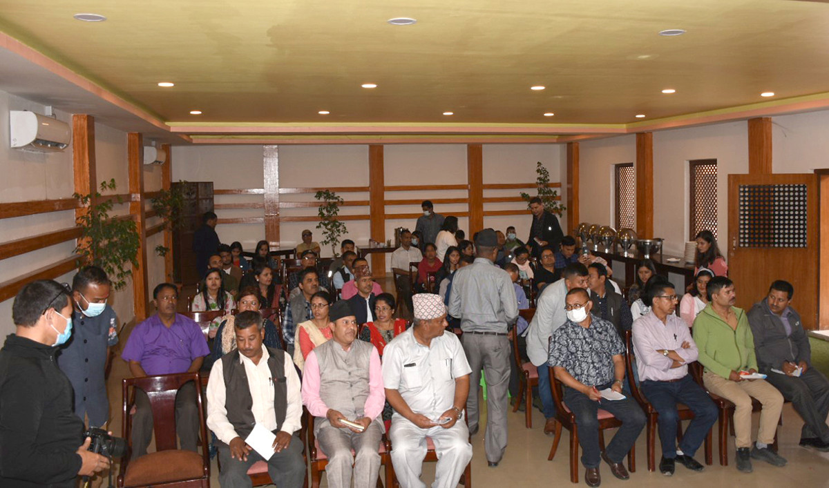 सूचनाको हक र सकारात्मक सोचसम्बन्धी अन्तरक्रिया कार्यक्रम सम्पन्न