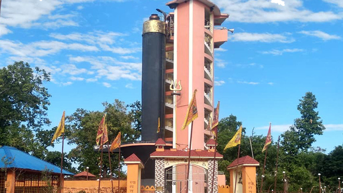 धनगढीस्थित शिवपुरीधाम (फोटोफिचर)