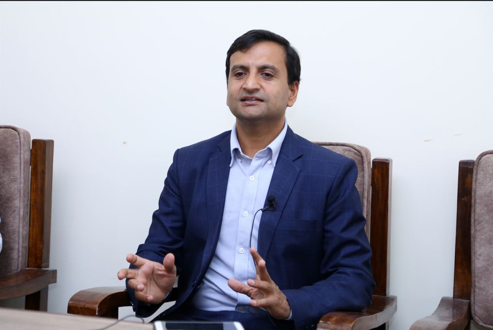 राज्यले लगानी नगर्दासम्म सार्वजनिक यातायातमा परिवर्तन हुँदैन :  कार्यकारी निर्देशक गजुरेल