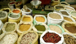 अहिलेसम्मकै ठूलो परिमाणमा खाद्यान्न जफत, १४ लाखको खाद्यान्न नष्ट