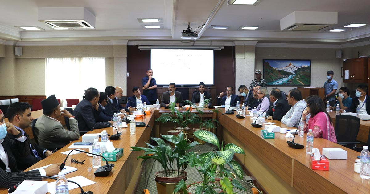 नगद प्रोत्साहन तुरुन्त पाउने गरी कार्यविधि बनाउन अर्थमन्त्रीको निर्देशन