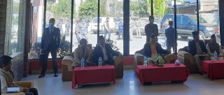 प्रधानमन्त्री तथा सभापति देउवाद्धारा काँग्रेस भक्तपुरका नेता–कार्यकर्तासँग भेटघाट
