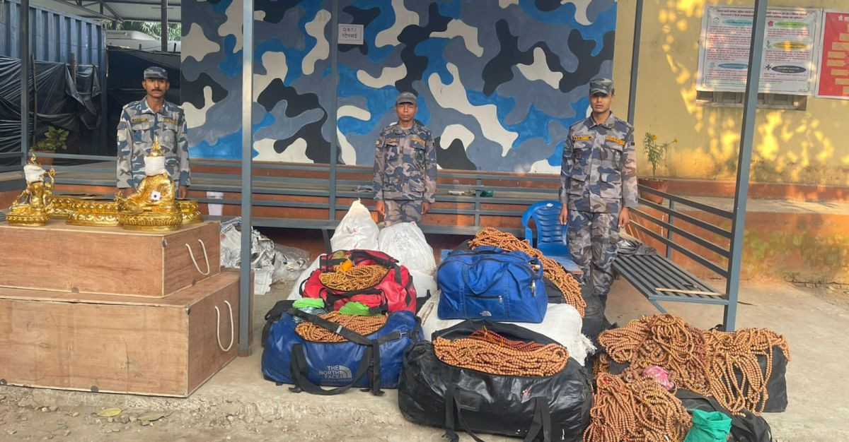 विरगंज नाकाबाट १३ लाख बरावरका बहुमूल्य सामाग्री बरामद