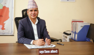 अब काठमाडौँ प्रशासनको सेवामा ‘समय कार्ड’ लागू, सहयोगीमार्फत ६५ वर्ष माथिकालाई सेवा