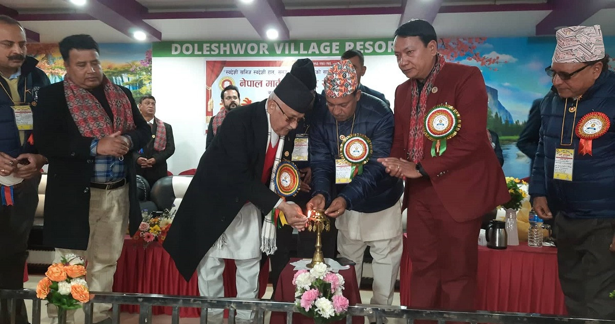 नेपाली आफैले सरकार बनाएको देखेर बिदेशी  शक्ति आत्तिए : एमाले अध्यक्ष ओली 