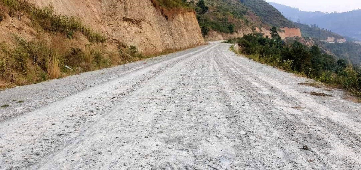 दुई दशकमा पनि बनेन कान्ति राजमार्ग