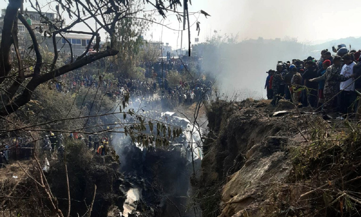 पोखरामा दुर्घटना भएको यति एयरको विमानमा को को सवार थिए ? सूचीसहित