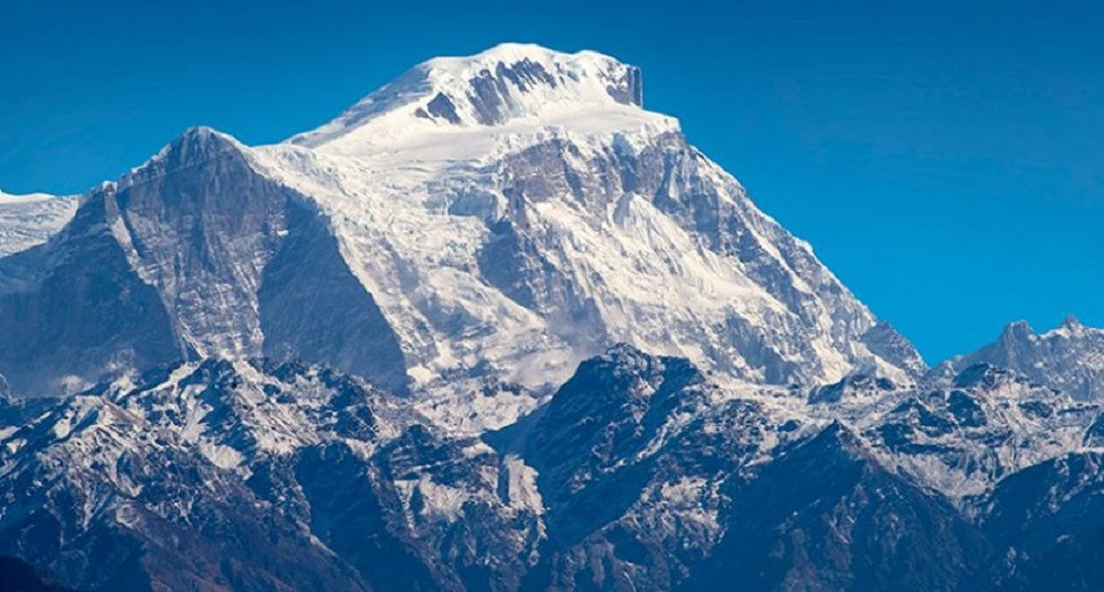 सिक्लेश अन्नपूर्ण संरक्षण क्षेत्रमा कुनै पनि भौतिक संरचना निर्माण नगर्न आदेश