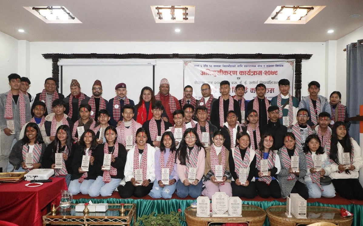 मदरल्याण्डमा विद्यार्थी अभिमुखीकरण एवं सम्मान 